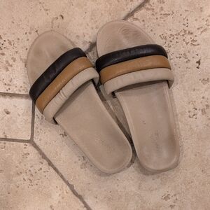 Seychelles Black and Tan Sandals